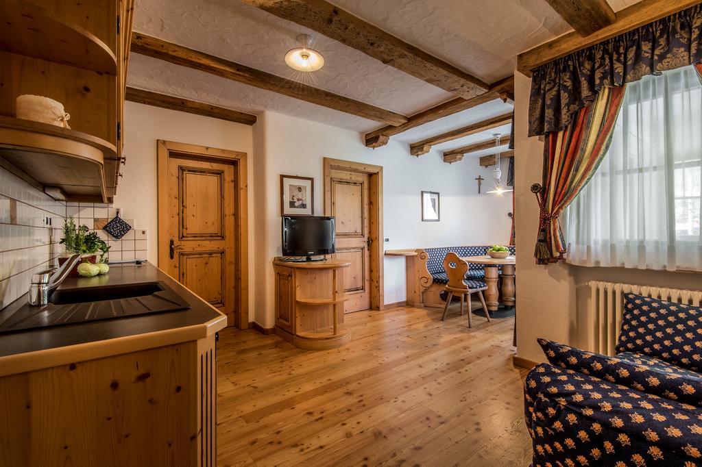 Residence Vila Colfosco Bagian luar foto