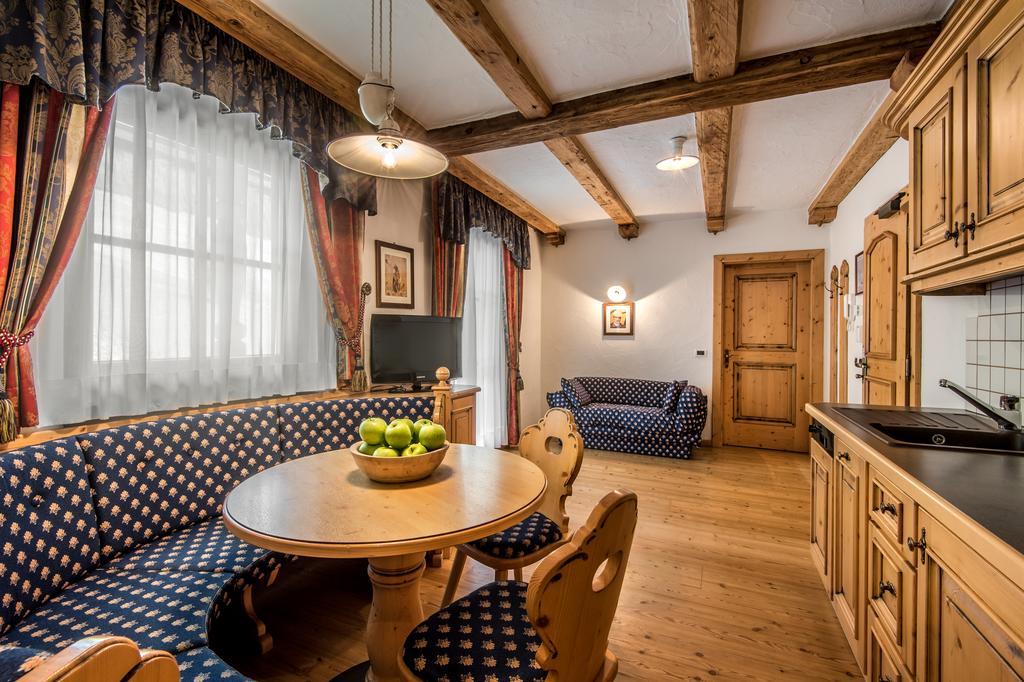 Residence Vila Colfosco Bagian luar foto